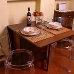 Navona Little Home