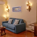 Navona Little Home